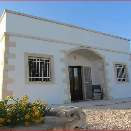Mandorle Villa Cisternino