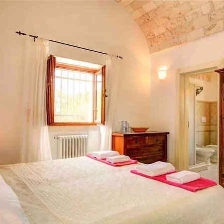 Mandorle Villa Cisternino
