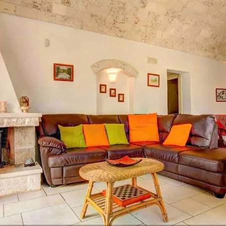 Mandorle Villa *