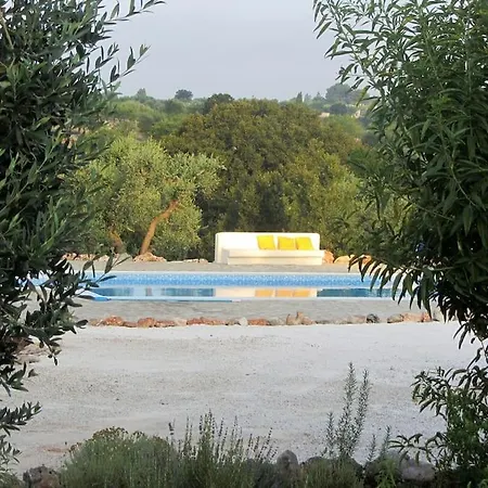 Mandorle * צ'יסטרנינו